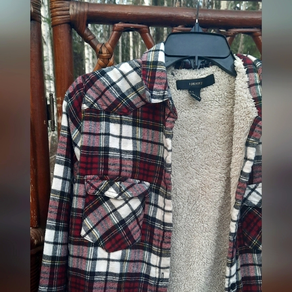 🍀3/15 Forever 21 Plaid Sweatshirt Coat - Picture 3 of 7